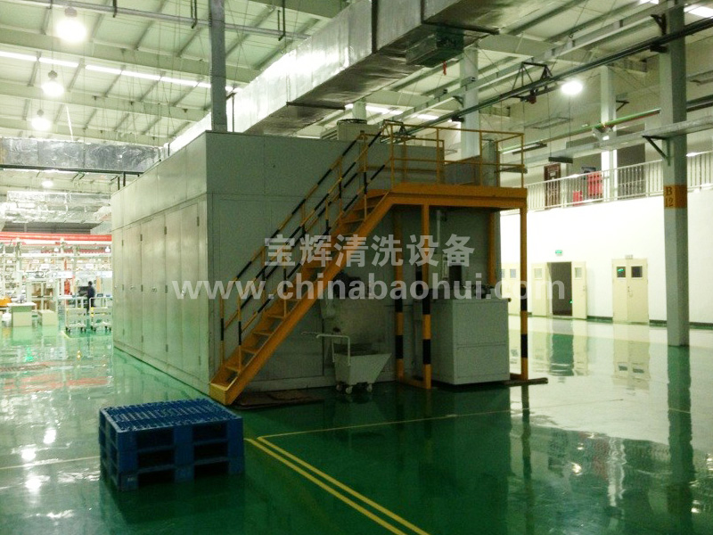 轎車發(fā)動機(jī)缸體專用清洗機(jī)（北汽）