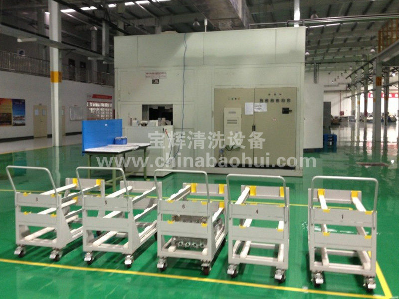 轎車發(fā)動機(jī)缸體專用清洗機(jī)（北汽）